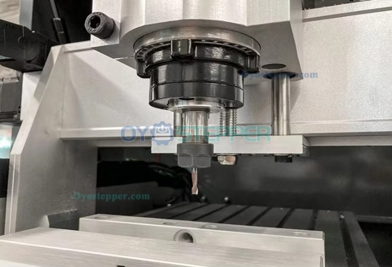 6KW CNC Router Spindle Motor ER32 18000rpm 220V/380V Air Cooled Spindle for Wood Engraving